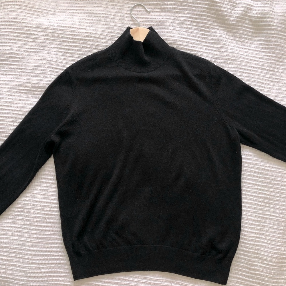 Babaton Mock Neck Sweater 100% Merino Wool (M)